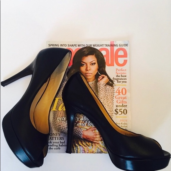 COLE HANN NIKE PUMPS. - Picture 1 of 3